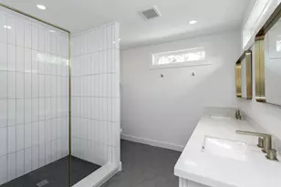 1834 Norcrest Dr, Houston, TX 77055 - Photo 20