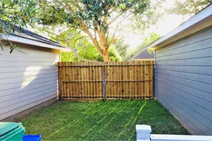 3923 Carriage Park Row, Missouri City, TX 77459 - Photo 12
