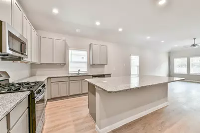 3911 Sugardale Street, Baytown, TX 77521 - Photo 12