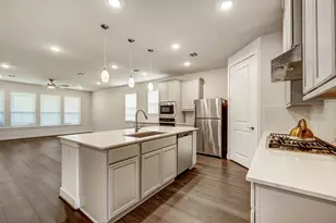 111 E Silky Sephora Ct, Montgomery, TX 77316 - Photo 8