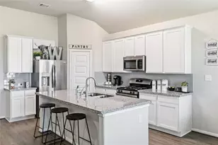 14815 Rain Tree Dr, Baytown, TX 77523 - Photo 4