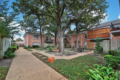 2822 Briarhurst Drive #45, Houston, TX 77057 - Photo 30