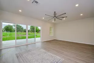 14788 Cygnus Ct, Willis, TX 77318 - Photo 4