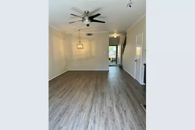 850 Threadneedle Street #80, Houston, TX 77079 - Photo 2