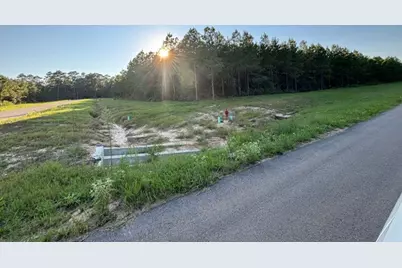 10517 Legends Road, Willis, TX 77378 - Photo 10
