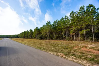 10517 Legends Road, Willis, TX 77378 - Photo 4