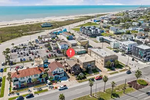 715 Broadway St, Galveston, TX 77550 - Photo 2