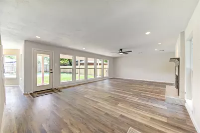 8206 Tiger Lane, Houston, TX 77040 - Photo 4