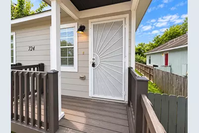724 E 39th Street #B, Houston, TX 77022 - Photo 2
