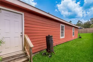113 Varsity Dr, Huntsville, TX 77340 - Photo 26