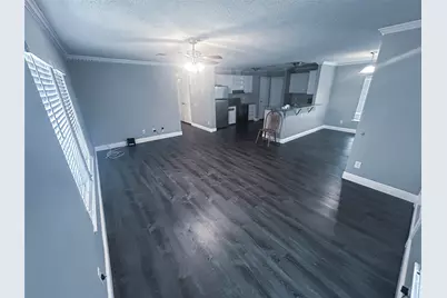 113 Varsity Drive, Huntsville, TX 77340 - Photo 2