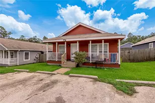 113 Varsity Dr, Huntsville, TX 77340 - Photo 2