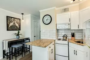 6102 Seawall Blvd, Galveston, TX 77551 - Photo 6
