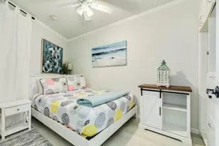 6102 Seawall Blvd, Galveston, TX 77551 - Photo 10