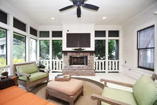 209 E Woodland St, Houston, TX 77009 - Photo 30