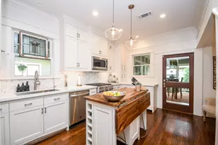 209 E Woodland St, Houston, TX 77009 - Photo 12