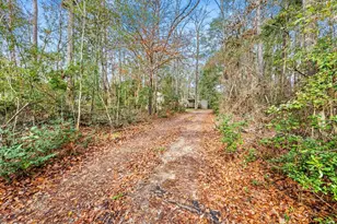 10959 Newton Cir, Conroe, TX 77303 - Photo 2