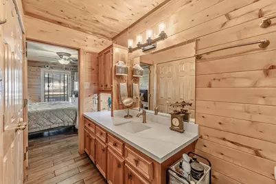 23 Hunters Creek Drive, Huntsville, TX 77340 - Photo 18