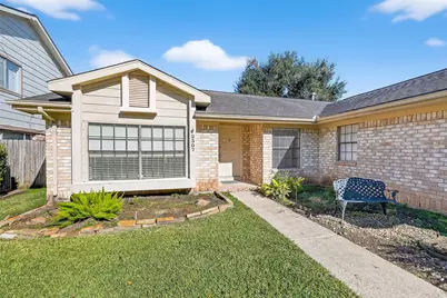 2307 Brook View Lane, Sugar Land, TX 77479 - Photo 2