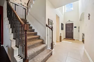 7910 Brooks Crossing Dr, Baytown, TX 77521 - Photo 4