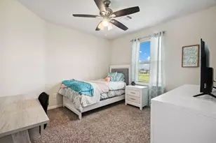 7910 Brooks Crossing Dr, Baytown, TX 77521 - Photo 24