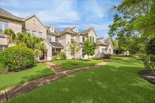 2403 Clippers Square, Nassau Bay, TX 77058 - Photo 2
