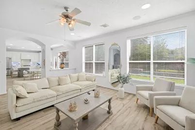 63 N Arrow Canyon Circle, The Woodlands, TX 77389 - Photo 12
