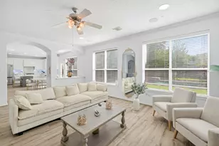 63 N Arrow Canyon Cir, The Woodlands, TX 77389 - Photo 12