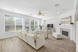 63 N Arrow Canyon Cir, The Woodlands, TX 77389 - Photo 8