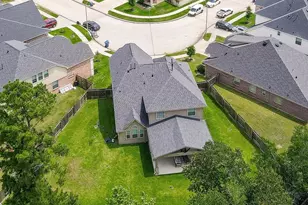 143 Hollow Terrace Ct, Tomball, TX 77375 - Photo 2