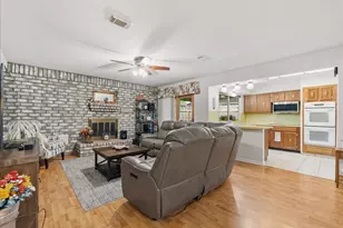 15718 Brookford Dr, Houston, TX 77059 - Photo 8