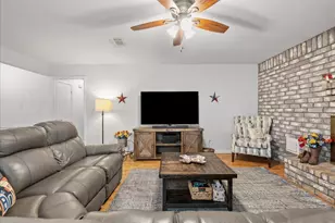 15718 Brookford Dr, Houston, TX 77059 - Photo 6