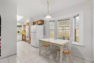 15718 Brookford Dr, Houston, TX 77059 - Photo 10