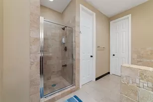 3004 Falls At Fairdale, Houston, TX 77057 - Photo 18