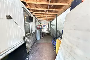 7037 Avenue L, Houston, TX 77011 - Photo 6