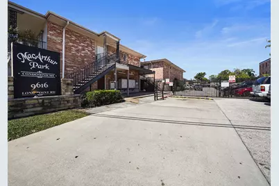 9616 Long Point Road #47, Houston, TX 77055 - Photo 2