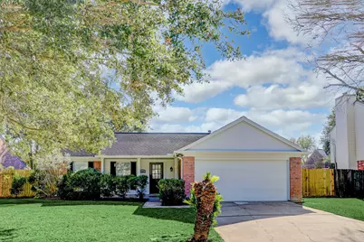 5106 Spring Circle Drive, Pearland, TX 77584 - Photo 1