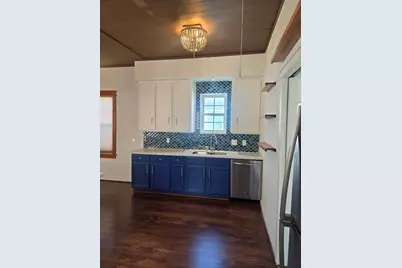 4124 Avenue M 1/2, Galveston, TX 77550 - Photo 8