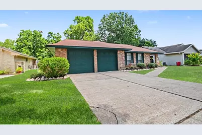 10323 Kirkwren Drive, Houston, TX 77089 - Photo 4