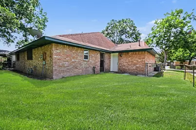 10323 Kirkwren Drive, Houston, TX 77089 - Photo 20
