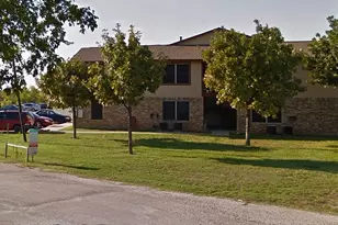 513 N Pecan Crk Trl, Valley View, TX 76272 - Photo 2