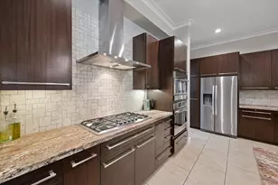 863 W 42nd St, Houston, TX 77018 - Photo 14