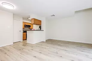 3100 Jeanetta St, Houston, TX 77063 - Photo 8
