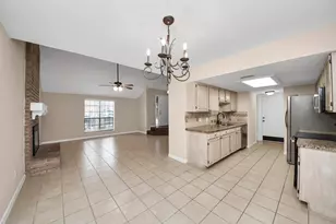 7821 Theissetta Dr, Spring, TX 77379 - Photo 4
