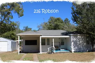 216 Robson St, Columbus, TX 78934 - Photo 1