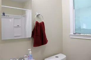 216 Robson St, Columbus, TX 78934 - Photo 12