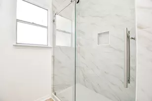 15415 Lindita Dr, Houston, TX 77083 - Photo 20