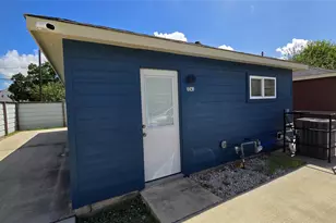 3741 Seabrook St, Houston, TX 77021 - Photo 1