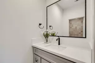 2325 Richton St, Houston, TX 77098 - Photo 44
