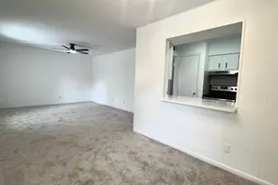 9005 Gaylord St, Houston, TX 77024 - Photo 4